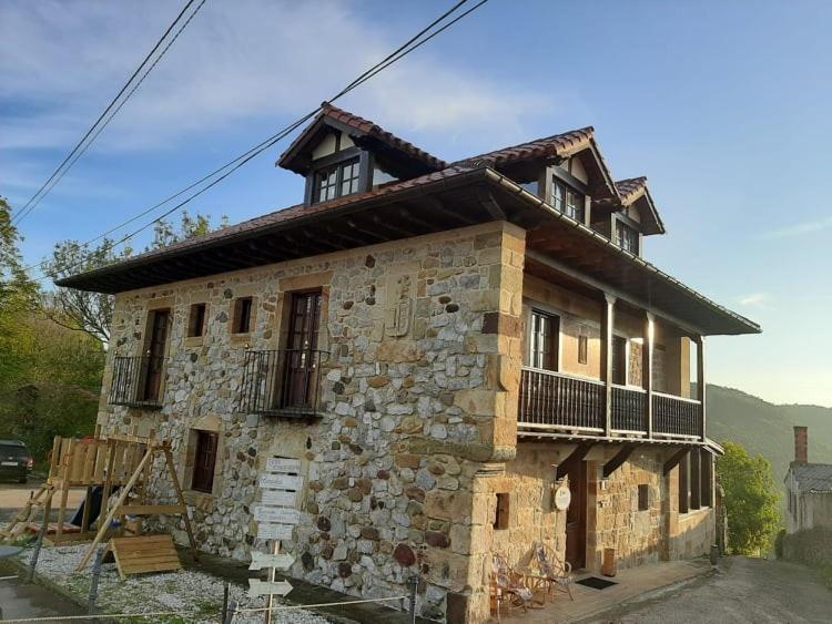 Posada El Hidalgo Valdecilla Ngoại thất bức ảnh